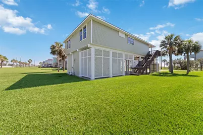 18506 E De Vaca, Galveston, TX 77554 - Photo 39