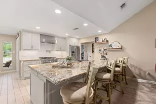 1103 Pinecroft Dr, Sugar Land, TX 77498 - Photo 1
