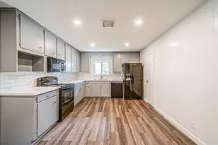 2605 Leslie St, Pasadena, TX 77502 - Photo 9