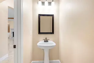 225 Kalmer St, Pasadena, TX 77502 - Photo 17