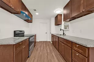 13327 N Thorntree Dr, Houston, TX 77015 - Photo 11