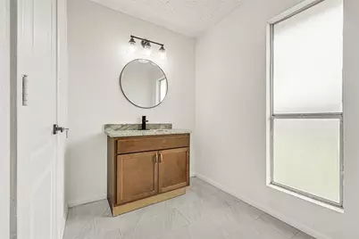 13327 N Thorntree Drive, Houston, TX 77015 - Photo 19