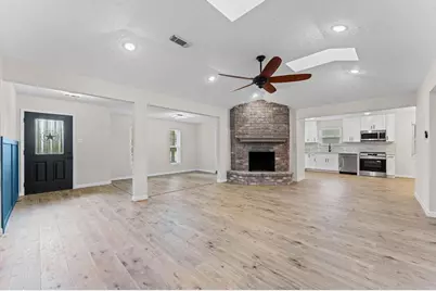 27241 Wells Lane, Conroe, TX 77385 - Photo 7