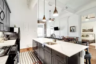 2010 Strand, Galveston, TX 77550 - Photo 5