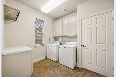 15711 Sandy Falls Court, Houston, TX 77044 - Photo 19