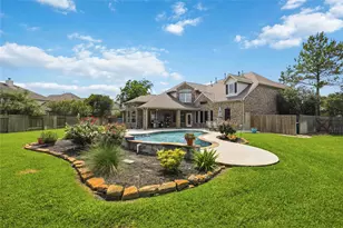 15711 Sandy Falls Ct, Houston, TX 77044 - Photo 43