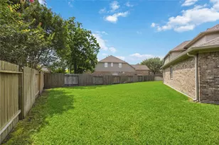 15711 Sandy Falls Ct, Houston, TX 77044 - Photo 47