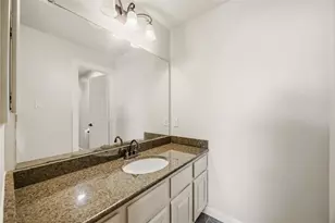 15711 Sandy Falls Ct, Houston, TX 77044 - Photo 29