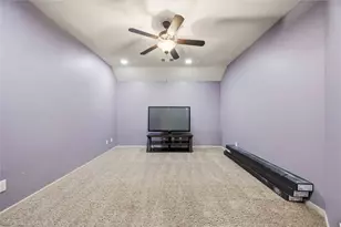 15711 Sandy Falls Ct, Houston, TX 77044 - Photo 37