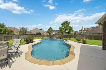 15711 Sandy Falls Court, Houston, TX 77044 - Photo 39