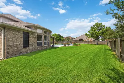 15711 Sandy Falls Court, Houston, TX 77044 - Photo 45