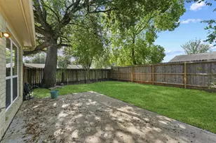 1103 Ashdale Dr, Sugar Land, TX 77498 - Photo 29