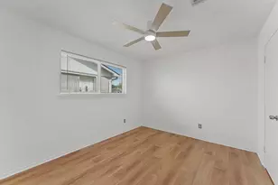 1103 Ashdale Dr, Sugar Land, TX 77498 - Photo 19