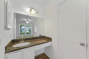 1103 Ashdale Dr, Sugar Land, TX 77498 - Photo 25