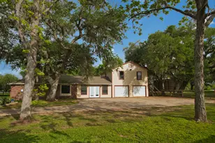 3836 Brazos River Rd, Jones Creek, TX 77541 - Photo 3