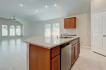 32037 Towering Birch Trail, Conroe, TX 77385 - Photo 11