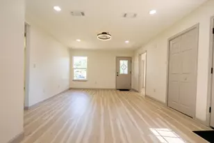 58 Hybiscus Ct, Lake Jackson, TX 77566 - Photo 5