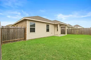 8427 Baywatch Cir, Baytown, TX 77523 - Photo 29