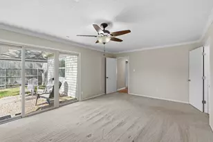 10331 Lynbrook Hollow St, Houston, TX 77042 - Photo 13