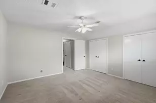 10331 Lynbrook Hollow St, Houston, TX 77042 - Photo 27