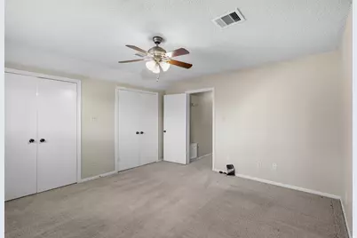 10331 Lynbrook Hollow Street, Houston, TX 77042 - Photo 23