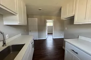 4706 Yellowstone Blvd, Houston, TX 77021 - Photo 9