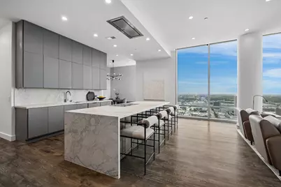 2727 Kirby Drive #27J, Houston, TX 77098 - Photo 9