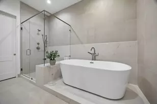 2727 Kirby Dr, Houston, TX 77098 - Photo 27