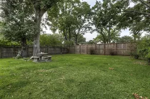 6222 Lindyann Ln, Houston, TX 77008 - Photo 37