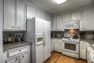 6222 Lindyann Ln, Houston, TX 77008 - Photo 17