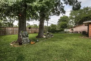 6222 Lindyann Ln, Houston, TX 77008 - Photo 33