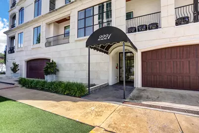2221 Welch Street #201, Houston, TX 77019 - Photo 3