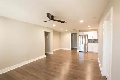 10202 Cathedral Drive, Houston, TX 77051 - Photo 3
