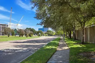 2209 S Braeswood Blvd, Houston, TX 77030 - Photo 29