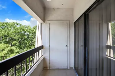 2209 S Braeswood Boulevard #33E, Houston, TX 77030 - Photo 5