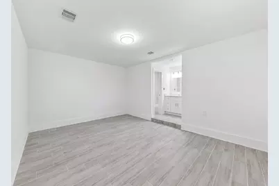 8311 Quail Burg Lane, Missouri City, TX 77489 - Photo 11