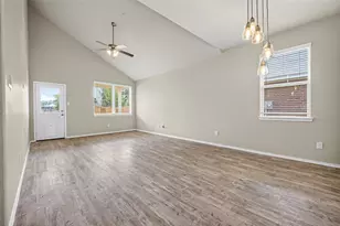 2314 Fallen Willow Ct, Conroe, TX 77301 - Photo 7