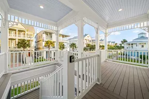 2602 E Seaside Dr, Galveston, TX 77550 - Photo 5