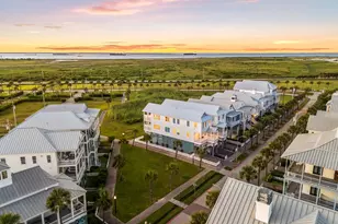 2602 E Seaside Dr, Galveston, TX 77550 - Photo 3