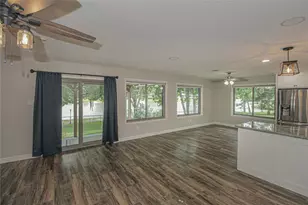 262 W Lake Dr, Livingston, TX 77351 - Photo 15