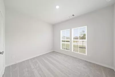 16994 Hazelnut Drive, Conroe, TX 77302 - Photo 5