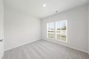 16994 Hazelnut Dr, Conroe, TX 77302 - Photo 5