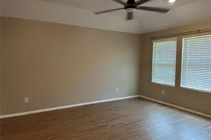 6210 Russett Elm Ct, Houston, TX 77365 - Photo 17