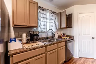 3240 Mission River, San Antonio, TX 78245 - Photo 5