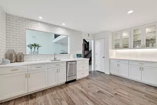 10022 Bayou Glen Rd, Houston, TX 77042 - Photo 11