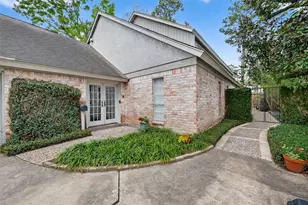 10022 Bayou Glen Rd, Houston, TX 77042 - Photo 3