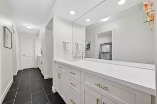 10022 Bayou Glen Rd, Houston, TX 77042 - Photo 35