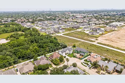 8002 N Circle Drive, Houston, TX 77071 - Photo 39