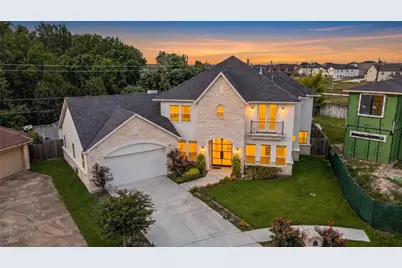 8002 N Circle Drive, Houston, TX 77071 - Photo 1