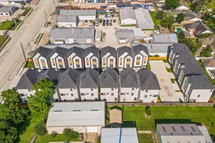 5209 Green Pine Tree Dr, Houston, TX 77018 - Photo 37